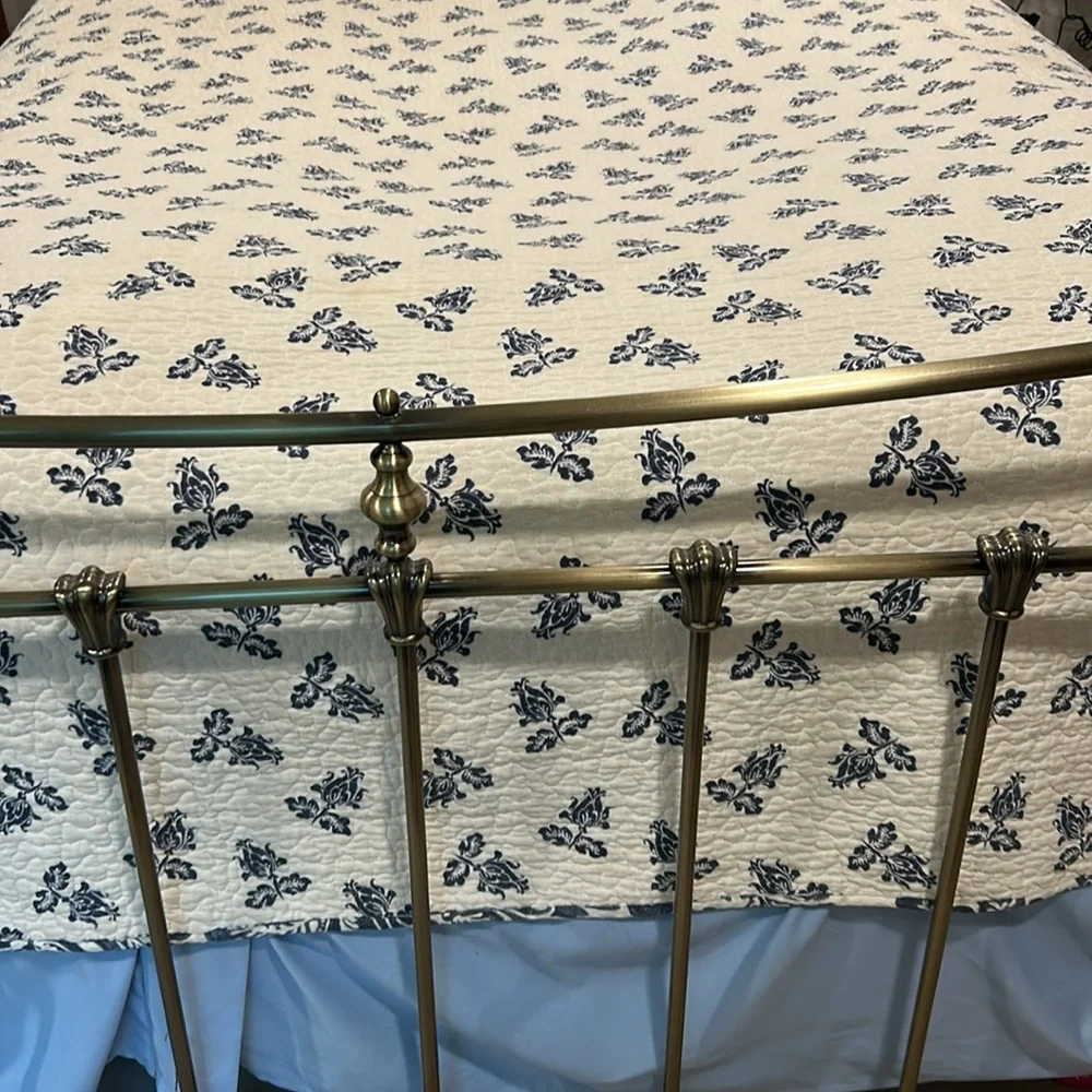 Domain Floral Cream and Blue Quilt Bedding
